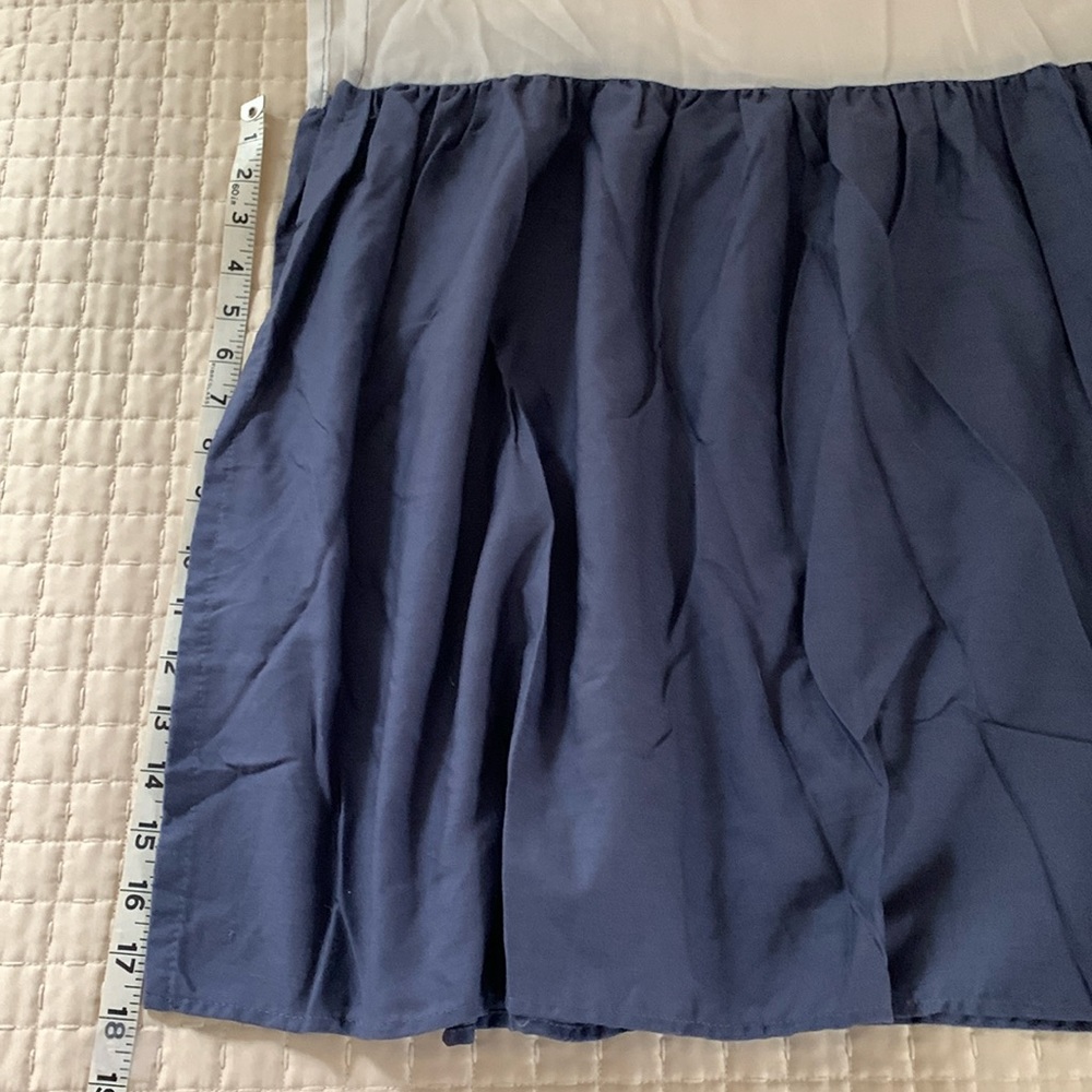 Domestications Queen size, 18 inch drop blue bed skirt, no rips, tears, smells